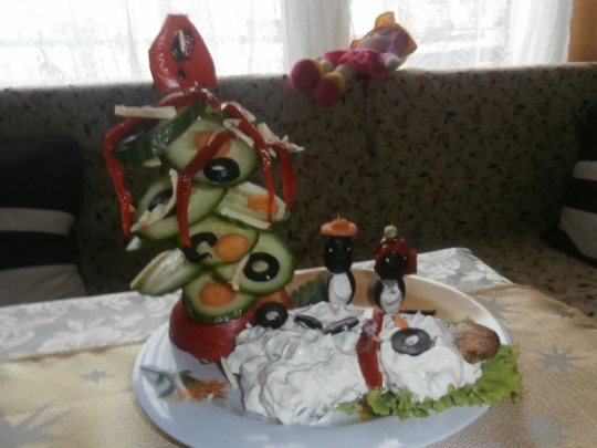 Новогодишна салатка за деца