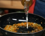 Кюфтета с маслини в доматен сос 6