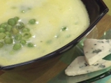 Супа от грах със синьо сирене