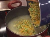 Лятна картофена супа с тиквички и царевица 4
