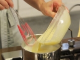 Увеличение https://www.bonapeti.bg/uploads/recipes/rec7000/steps/71.jpg